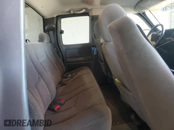 2003 Chevrolet Silverado 1500 LS с VIN 2GCEK19V831376975, выставлен на аукционе Copart как лот 85892765 с пробегом 182 060 миль миль и Списание • Salvage title. История ставок и продаж доступна на DreamBid. Изображение 10.