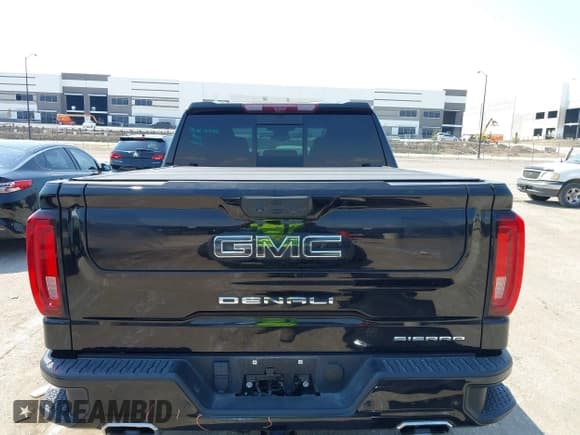 ✅ 2023 GMC Sierra 1500 Denali Ultimate • VIN: 1GTUUHEL7PZ101341 • Lot: 43073761. Listed on IAAI with 27,329 mi. Free auction sales archive from the USA and detailed vehicle history report at DreamBid. Image 16.