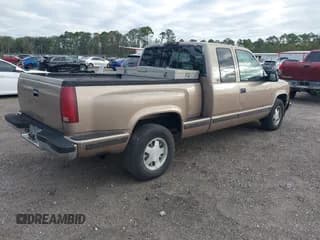 ✅ 1996 Chevrolet Silverado 1500 • VIN: 2GCEC19MXT1108899 • Lot: 43578435. Wystawiony na IAAI z przebiegiem 314 716 mil. Bezpłatny archiwum sprzedaży aukcyjnych z USA i szczegółowy raport historii pojazdu na DreamBid. Zdjęcie 4.