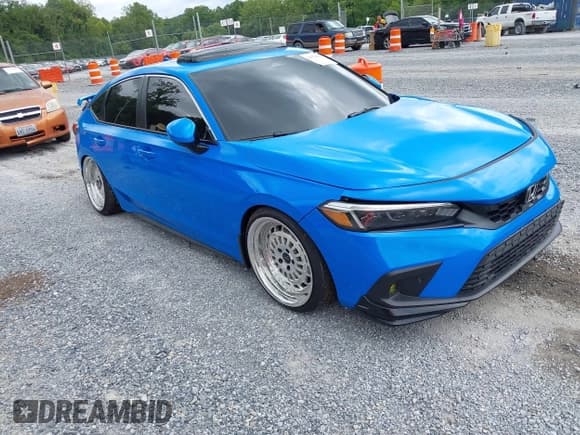 ✅ 2024 Honda Civic Sport Touring • VIN: 19XFL1G80RE016173 • Lot: 42754584. Wystawiony na IAAI z przebiegiem 18 087 mil. Bezpłatny archiwum sprzedaży aukcyjnych z USA i szczegółowy raport historii pojazdu na DreamBid. Zdjęcie 1.