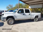 ✅ 2006 Chevrolet Silverado 2500HD LT3 • VIN: 1GCHK23D36F245470 • Лот: 43798344. Опубликован ранее на IAAI с пробегом 226 617 миль. Бесплатный доступ к архиву аукционных продаж из США и подробный отчёт об истории автомобиля на DreamBid. Изображение 14.