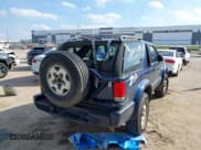 ✅ 2001 Chevrolet Blazer LS • VIN: 1GNCT18W51K144367 • Lot: 43553034. Listed on IAAI with 161,640 mi. Free auction sales archive from the USA and detailed vehicle history report at DreamBid. Image 4.