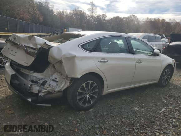 ✅ 2018 Toyota Avalon XLE Premium • VIN: 4T1BK1EB6JU277468 • Lot: 91179555. Wystawiony na Copart z przebiegiem 33 009 mil. Bezpłatny archiwum sprzedaży aukcyjnych z USA i szczegółowy raport historii pojazdu na DreamBid. Zdjęcie 3.