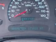 ✅ 2004 Chevrolet Silverado 2500HD LS • VIN: 1GCHK23224F227229 • Lot: 43679148. Wystawiony na IAAI z przebiegiem 171 831 mil. Bezpłatny archiwum sprzedaży aukcyjnych z USA i szczegółowy raport historii pojazdu na DreamBid. Zdjęcie 16.