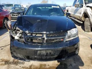 ✅ 2014 Dodge Avenger SE • VIN: 1C3CDZAG0EN129047 • Lot: 79739984. Wystawiony na Copart z przebiegiem 137 116 mil. Bezpłatny archiwum sprzedaży aukcyjnych z USA i szczegółowy raport historii pojazdu na DreamBid. Zdjęcie 5.