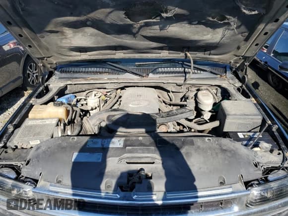 ✅ 2003 Chevrolet Suburban LS • VIN: 3GNEC16Z53G303176 • Лот: 45811225. Опубликован ранее на Copart с пробегом 354 812 миль. Бесплатный доступ к архиву аукционных продаж из США и подробный отчёт об истории автомобиля на DreamBid. Изображение 12.