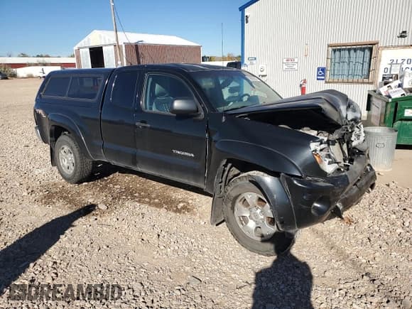 ✅ 2009 Toyota Tacoma • VIN: 5TEUU42NX9Z642180 • Лот: 89869025. Опубликован ранее на Copart с пробегом 138 666 миль. Бесплатный доступ к архиву аукционных продаж из США и подробный отчёт об истории автомобиля на DreamBid. Изображение 4.