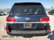 ✅ 2018 Toyota Land Cruiser • VIN: JTMCY7AJ4J4067877 • Lot: 77243534. Listed on Copart with 92,060 mi. Free auction sales archive from the USA and detailed vehicle history report at DreamBid. Image 6.