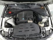 ✅ 2015 BMW 3 Series 328i xDrive • VIN: WBA3B3C52FF548827 • Лот: 93813255. Опубликован ранее на Copart с пробегом 122 531 миль. Бесплатный доступ к архиву аукционных продаж из США и подробный отчёт об истории автомобиля на DreamBid. Изображение 11.