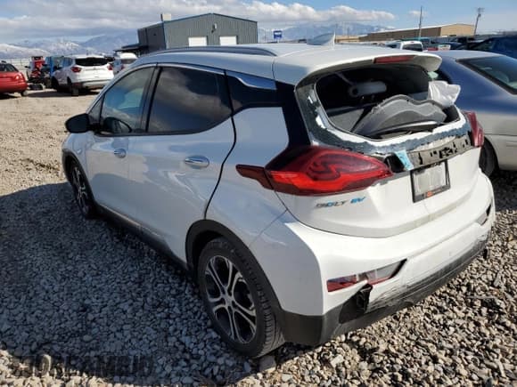 ✅ 2018 Chevrolet Bolt EV Premier • VIN: 1G1FX6S01J4118468 • Lot: 46713165. Wystawiony na Copart z przebiegiem 158 363 mil. Bezpłatny archiwum sprzedaży aukcyjnych z USA i szczegółowy raport historii pojazdu na DreamBid. Zdjęcie 2.