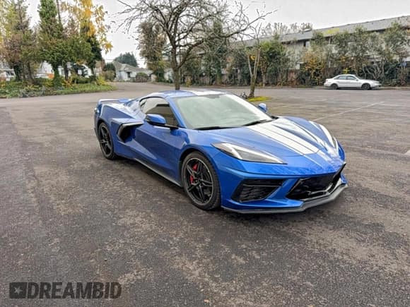 ✅ 2021 Chevrolet Corvette 3LT • VIN: 1G1YC2D4XM5122952 • Lot: 95783895. Wystawiony na Copart z przebiegiem 11 859 mil. Bezpłatny archiwum sprzedaży aukcyjnych z USA i szczegółowy raport historii pojazdu na DreamBid. Zdjęcie 1.