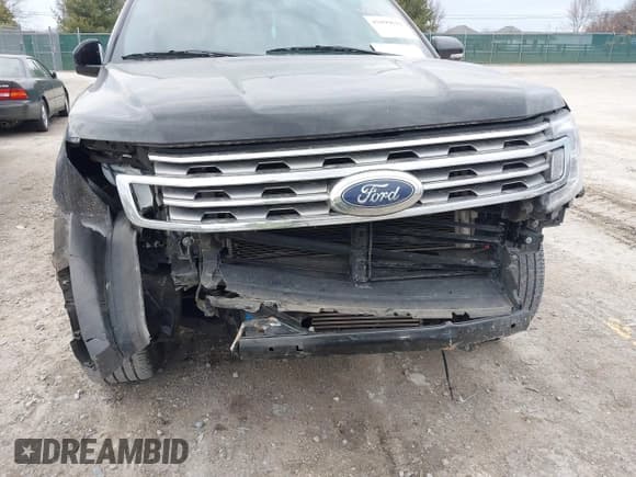 ✅ 2021 Ford Expedition Max Limited • VIN: 1FMJK1KT8MEA39760 • Lot: 41699513. Listed on IAAI with 125,894 mi. Free auction sales archive from the USA and detailed vehicle history report at DreamBid. Image 6.