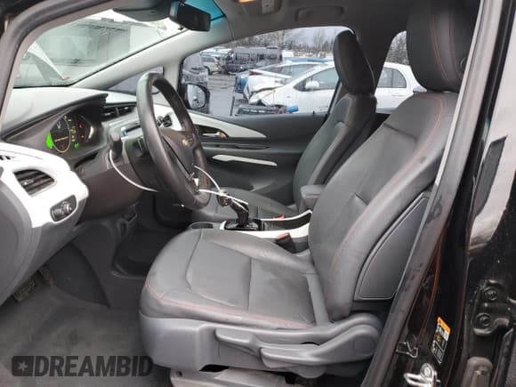 ✅ 2017 Chevrolet Bolt EV Premier • VIN: 1G1FX6S08H4170223 • Лот: 44790404. Опубликован ранее на Copart с пробегом 61 398 миль. Бесплатный доступ к архиву аукционных продаж из США и подробный отчёт об истории автомобиля на DreamBid. Изображение 7.