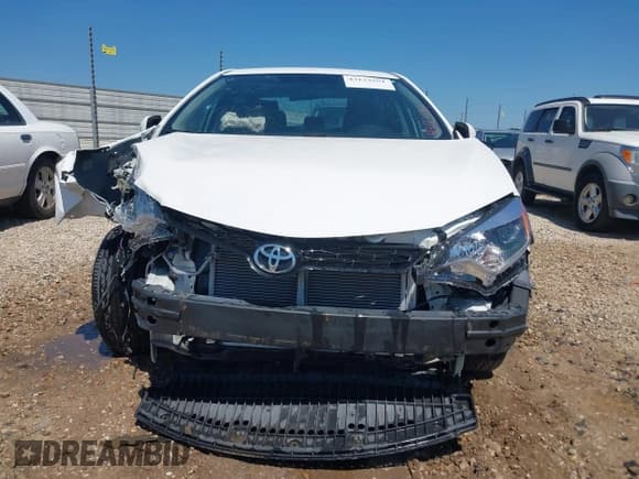 ✅ 2015 Toyota Corolla L • VIN: 5YFBURHE2FP325071 • Лот: 43123591. Опубликован ранее на IAAI с пробегом 110 384 миль. Бесплатный доступ к архиву аукционных продаж из США и подробный отчёт об истории автомобиля на DreamBid. Изображение 12.