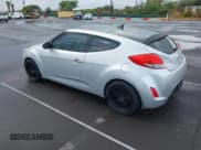 ✅ 2013 Hyundai Veloster w/Black Int • VIN: KMHTC6AD4DU163477 • Lot: 43326835. Wystawiony na IAAI z przebiegiem 109 212 mil. Bezpłatny archiwum sprzedaży aukcyjnych z USA i szczegółowy raport historii pojazdu na DreamBid. Zdjęcie 3.