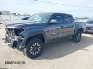 ✅ 2019 Toyota Tacoma SR • VIN: 5TFCZ5AN6KX190875 • Lot: 42776486. Wystawiony na IAAI z przebiegiem 125 725 mil. Bezpłatny archiwum sprzedaży aukcyjnych z USA i szczegółowy raport historii pojazdu na DreamBid. Zdjęcie 2.