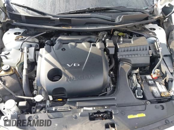 ✅ 2016 Nissan Maxima SL • VIN: 1N4AA6AP2GC387004 • Lot: 41504524. Wystawiony na IAAI z przebiegiem 95 437 mil. Bezpłatny archiwum sprzedaży aukcyjnych z USA i szczegółowy raport historii pojazdu na DreamBid. Zdjęcie 10.