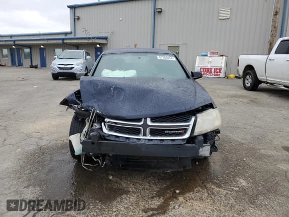 ✅ 2014 Dodge Avenger SE • VIN: 1C3CDZAB8EN234259 • Лот: 87363264. Опубликован ранее на Copart с пробегом Не указан. Бесплатный доступ к архиву аукционных продаж из США и подробный отчёт об истории автомобиля на DreamBid. Изображение 5.