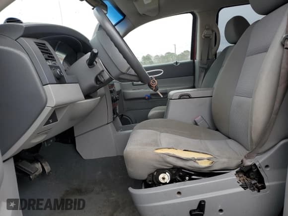 ✅ 2008 Dodge Durango SLT • VIN: 1D8HD48N88F143027 • Lot: 44733525. Listed on Copart with 253,729 mi. Free auction sales archive from the USA and detailed vehicle history report at DreamBid. Image 7.