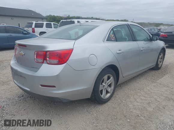 2015 Chevrolet Malibu LT с VIN 1G11C5SL2FU133580, выставлен на аукционе IAAI как лот 43473271 с пробегом 243 975 миль миль и . История ставок и продаж доступна на DreamBid. Изображение 4.