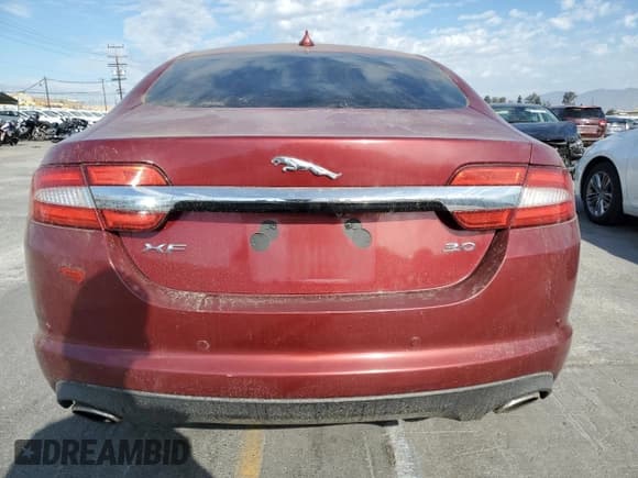 ✅ 2013 Jaguar XF RWD • VIN: SAJWA0E72D8S65816 • Лот: 84045775. Опубликован ранее на Copart с пробегом 98 227 миль. Бесплатный доступ к архиву аукционных продаж из США и подробный отчёт об истории автомобиля на DreamBid. Изображение 6.