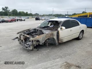 ✅ 2003 Buick Park Avenue • VIN: 1G4CW54K434118596 • Lot: 69372595. Wystawiony na Copart z przebiegiem Nie podano. Bezpłatny archiwum sprzedaży aukcyjnych z USA i szczegółowy raport historii pojazdu na DreamBid. Zdjęcie 1.