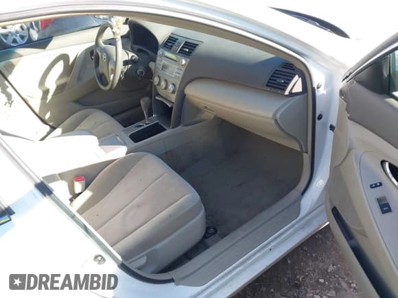 ✅ 2011 Toyota Camry LE • VIN: 4T1BF3EK3BU624207 • Lot: 43811476. Listed on IAAI with 190,385 mi. Free auction sales archive from the USA and detailed vehicle history report at DreamBid. Image 5.