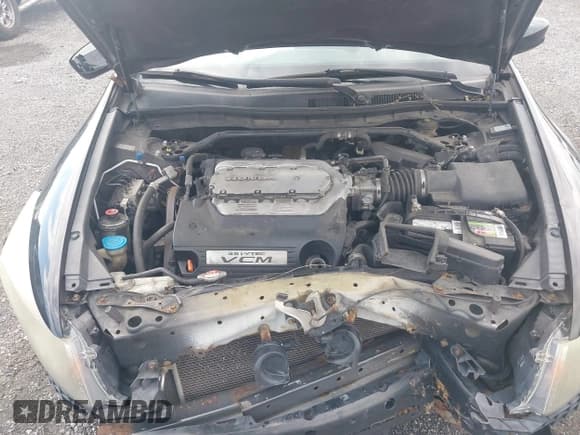 ✅ 2012 Honda Accord EX-L • VIN: 1HGCP3F83CA000503 • Лот: 43636209. Опубликован ранее на IAAI с пробегом 246 006 миль. Бесплатный доступ к архиву аукционных продаж из США и подробный отчёт об истории автомобиля на DreamBid. Изображение 10.