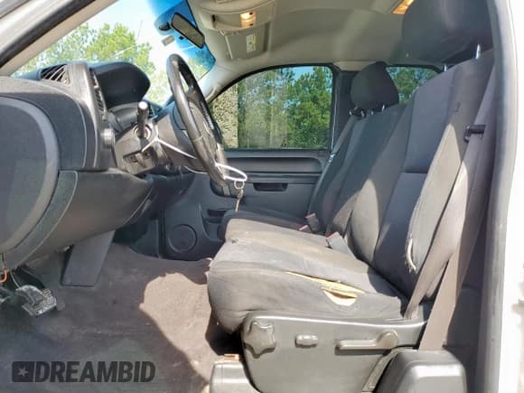 ✅ 2010 Chevrolet Silverado 1500 LT • VIN: 1GCSCSEA4AZ230831 • Lot: 60855475. Wystawiony na Copart z przebiegiem 268 610 mil. Bezpłatny archiwum sprzedaży aukcyjnych z USA i szczegółowy raport historii pojazdu na DreamBid. Zdjęcie 7.