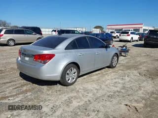 ✅ 2013 Chevrolet Cruze LS • VIN: 1G1PA5SH0D7259573 • Lot: 43613680. Listed on IAAI with 146,199 mi. Free auction sales archive from the USA and detailed vehicle history report at DreamBid. Image 4.