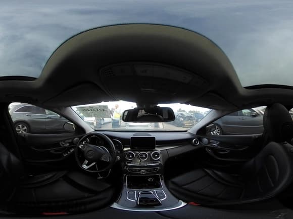 ✅ 2015 Mercedes-Benz C 300 Luxury • VIN: 55SWF4KB4FU017617 • Lot: 42131499. Listed on IAAI with 139,653 mi. Free auction sales archive from the USA and detailed vehicle history report at DreamBid. Image 18.