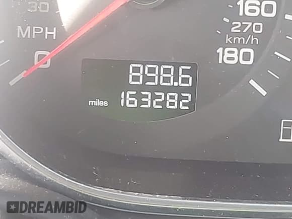 ✅ 2013 Audi Q7 Premium Plus • VIN: WA1LGAFE8DD004579 • Lot: 43188052. Wystawiony na IAAI z przebiegiem 163 282 mil. Bezpłatny archiwum sprzedaży aukcyjnych z USA i szczegółowy raport historii pojazdu na DreamBid. Zdjęcie 7.