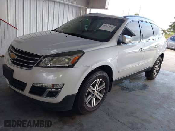 2017 Chevrolet Traverse LT с VIN 1GNKRHKD3HJ156592, выставлен на аукционе IAAI как лот 43051180 с пробегом 133 149 миль миль и . История ставок и продаж доступна на DreamBid. Изображение 17.