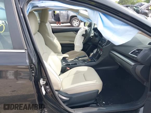 ✅ 2019 Subaru Impreza Limited • VIN: 4S3GTAT61K3705645 • Lot: 42734316. Listed on IAAI with 42,704 mi. Free auction sales archive from the USA and detailed vehicle history report at DreamBid. Image 5.