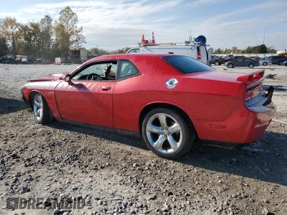 ✅ 2012 Dodge Challenger R/T • VIN: 2C3CDYBT3CH243653 • Lot: 77431414. Wystawiony na Copart z przebiegiem 34 794 mil. Bezpłatny archiwum sprzedaży aukcyjnych z USA i szczegółowy raport historii pojazdu na DreamBid. Zdjęcie 2.