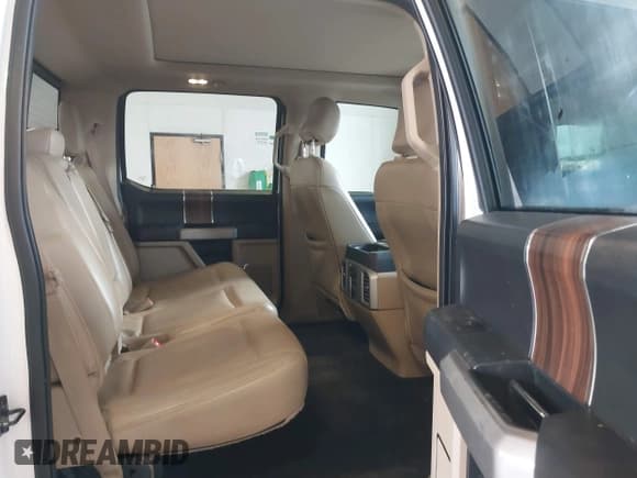 ✅ 2015 Ford F-150 XLT • VIN: 1FTEW1EG2FFA28940 • Lot: 41902448. Wystawiony na IAAI z przebiegiem 138 221 mil. Bezpłatny archiwum sprzedaży aukcyjnych z USA i szczegółowy raport historii pojazdu na DreamBid. Zdjęcie 8.