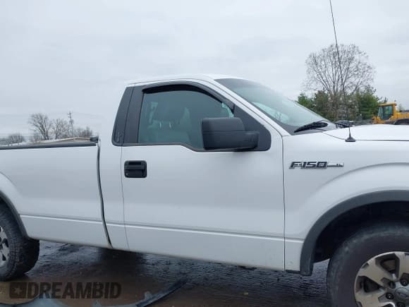 ✅ 2012 Ford F-150 XL • VIN: 1FTMF1CM4CKE25654 • Лот: 41961898. Опубликован ранее на IAAI с пробегом 288 253 миль. Бесплатный доступ к архиву аукционных продаж из США и подробный отчёт об истории автомобиля на DreamBid. Изображение 14.
