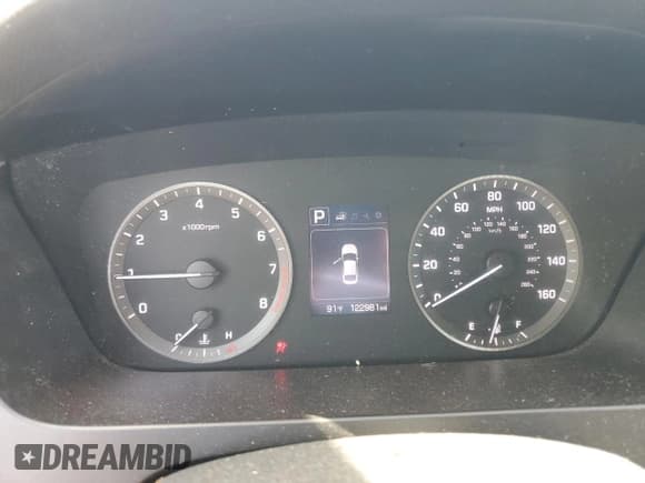 ✅ 2017 Hyundai Sonata Sport • VIN: 5NPE34AF4HH455813 • Lot: 72094925. Listed on Copart with 122,981 mi. Free auction sales archive from the USA and detailed vehicle history report at DreamBid. Image 9.