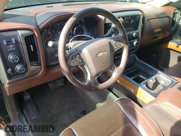 ✅ 2014 Chevrolet Silverado 1500 High Country • VIN: 3GCUKTECXEG512237 • Лот: 63100525. Опубликован ранее на Copart с пробегом 263 137 миль. Бесплатный доступ к архиву аукционных продаж из США и подробный отчёт об истории автомобиля на DreamBid. Изображение 8.