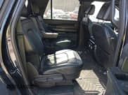 ✅ 2021 Ford Expedition Max Limited • VIN: 1FMJK2ATXMEA00692 • Lot: 43698476. Wystawiony na IAAI z przebiegiem 138 275 mil. Bezpłatny archiwum sprzedaży aukcyjnych z USA i szczegółowy raport historii pojazdu na DreamBid. Zdjęcie 8.