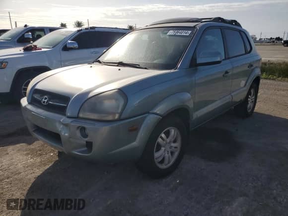 2007 Hyundai Tucson SE с VIN KM8JN12DX7U669516, выставлен на аукционе Copart как лот 75064014 с пробегом 60 360 миль миль и Списание • Salvage title. История ставок и продаж доступна на DreamBid. Изображение 1.