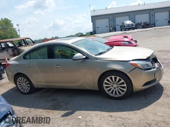 ✅ 2011 Buick Regal CXL RL2 • VIN: 2G4GP5EC0B9173192 • Lot: 42693238. Listed on IAAI with 86,965 mi. Free auction sales archive from the USA and detailed vehicle history report at DreamBid. Image 13.