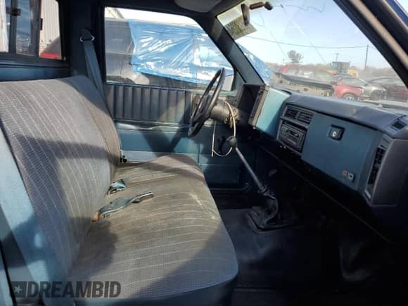 1990 Chevrolet S-10 с VIN 1GCCS14E0L2115726, выставлен на аукционе Copart как лот 68232264 с пробегом 429 551 миль миль и Списание • Salvage title. История ставок и продаж доступна на DreamBid. Изображение 10.