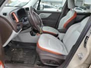 ✅ 2016 Jeep Renegade Limited • VIN: ZACCJBDT8GPD36199 • Lot: 92160035. Listed on Copart with 189,444 mi. Free auction sales archive from the USA and detailed vehicle history report at DreamBid. Image 7.