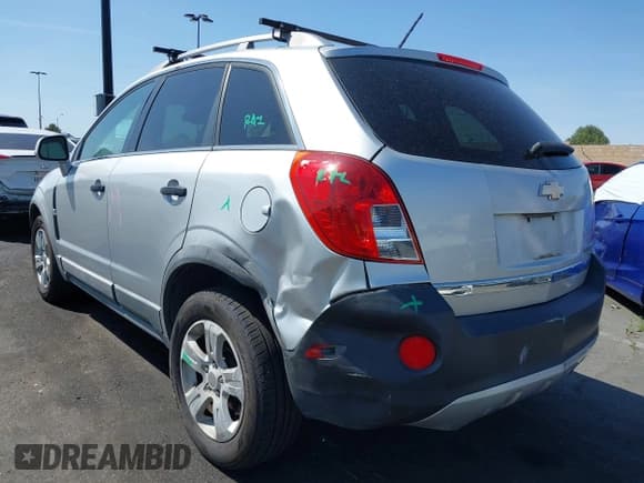 ✅ 2013 Chevrolet Captiva Sport LS • VIN: 3GNAL2EK2DS575448 • Lot: 41979847. Wystawiony na IAAI z przebiegiem 103 199 mil. Bezpłatny archiwum sprzedaży aukcyjnych z USA i szczegółowy raport historii pojazdu na DreamBid. Zdjęcie 3.
