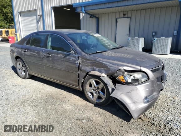 ✅ 2010 Chevrolet Malibu 1LT • VIN: 1G1ZC5E08AF174474 • Lot: 87068385. Wystawiony na Copart z przebiegiem 233 073 mil. Bezpłatny archiwum sprzedaży aukcyjnych z USA i szczegółowy raport historii pojazdu na DreamBid. Zdjęcie 4.