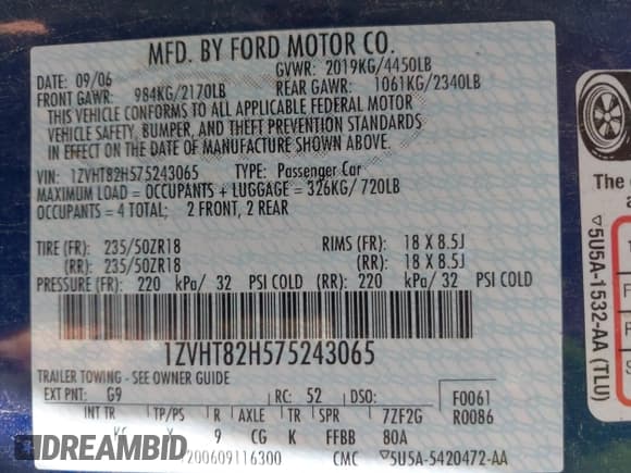 ✅ 2007 Ford Mustang GT Deluxe • VIN: 1ZVHT82H575243065 • Lot: 42467593. Wystawiony na IAAI z przebiegiem 316 877 mil. Bezpłatny archiwum sprzedaży aukcyjnych z USA i szczegółowy raport historii pojazdu na DreamBid. Zdjęcie 9.