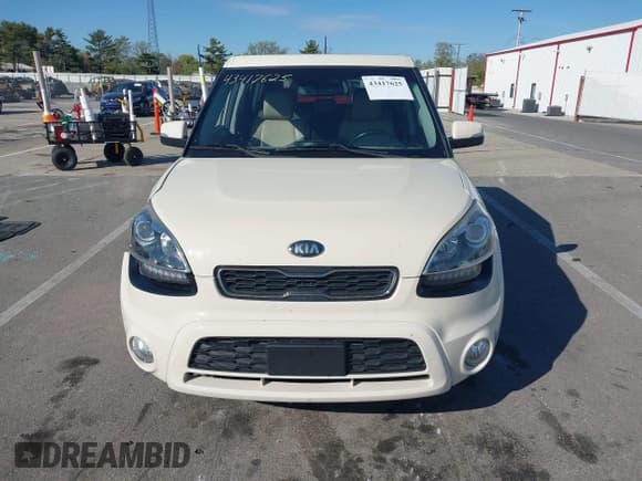 ✅ 2013 Kia Soul + • VIN: KNDJT2A69D7576936 • Лот: 43417625. Опубликован ранее на IAAI с пробегом 80 119 миль. Бесплатный доступ к архиву аукционных продаж из США и подробный отчёт об истории автомобиля на DreamBid. Изображение 12.