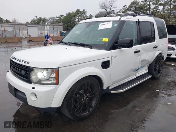 ✅ 2013 Land Rover LR4 Lux • VIN: SALAK2D45DA688044 • Lot: 43804172. Wystawiony na IAAI z przebiegiem 135 374 mil. Bezpłatny archiwum sprzedaży aukcyjnych z USA i szczegółowy raport historii pojazdu na DreamBid. Zdjęcie 2.