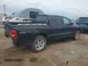 2010 Dodge Dakota SXT z VIN 1D7CW3GP2AS177872, wystawiony jako Copart lot #72944174 z przebiegiem 131 777 mil mil oraz Szkoda całkowita • Salvage title. Historia ofert i sprzedaży dostępna na DreamBid. Obrazek 3.
